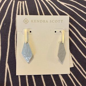 Kendra Scott Silver earrings